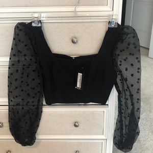 NWT black crop top with puffy sleeves